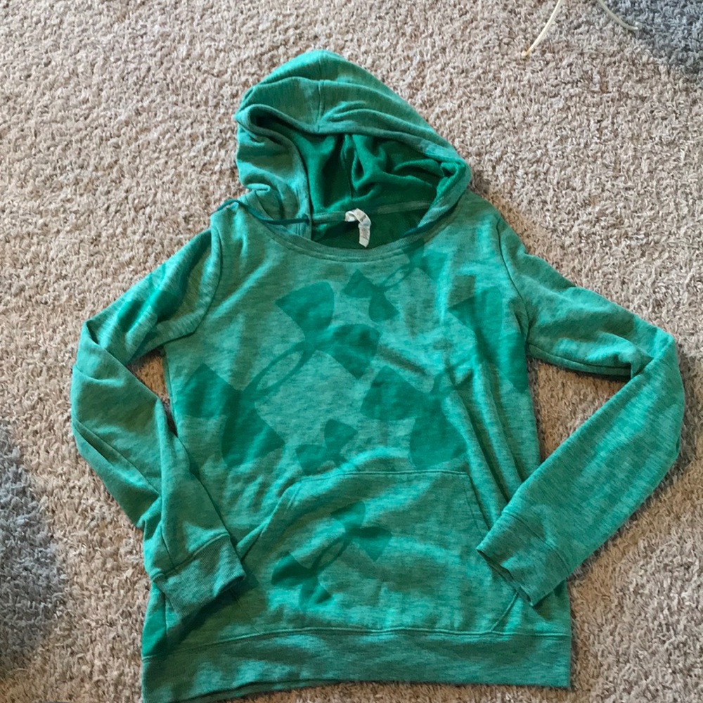 medium underarmour hoodie